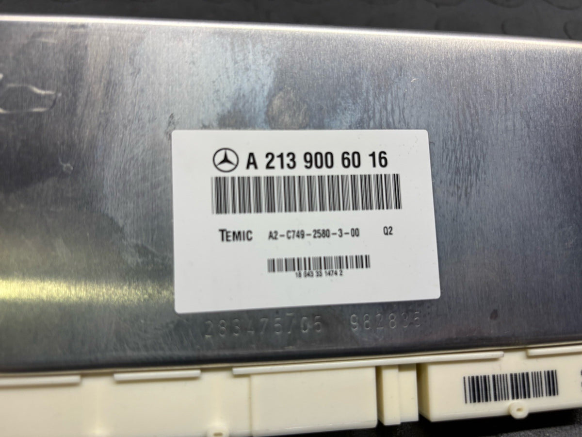 Air Suspension Control Module A2139006016 MERCEDES E63 AMG