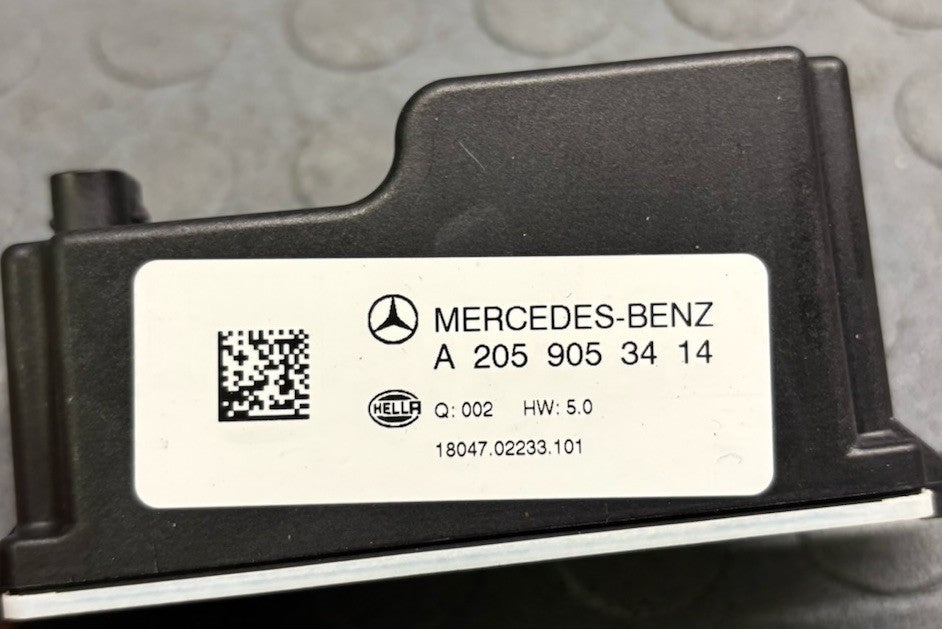 2015 - 2023 MERCEDES C300 W205 W213 VOLTAGE CONVERTER AUX BATT OEM A2059053414