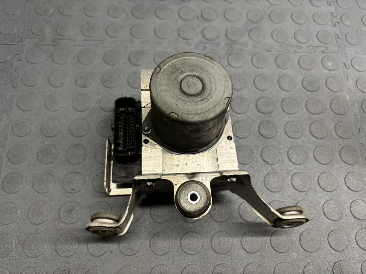 2010 - 2016 PORSCHE PANAMERA ABS ANTI LOCK BRAKE ACTUATOR PUMP OEM