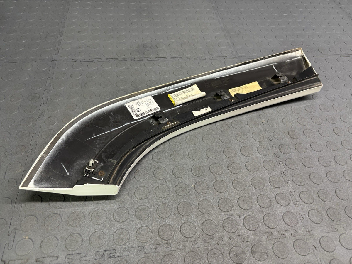 2014-2021 JEEP GRAND CHEROKEE SRT LH DRIVER SIDE REAR DOOR FLARE WHITE