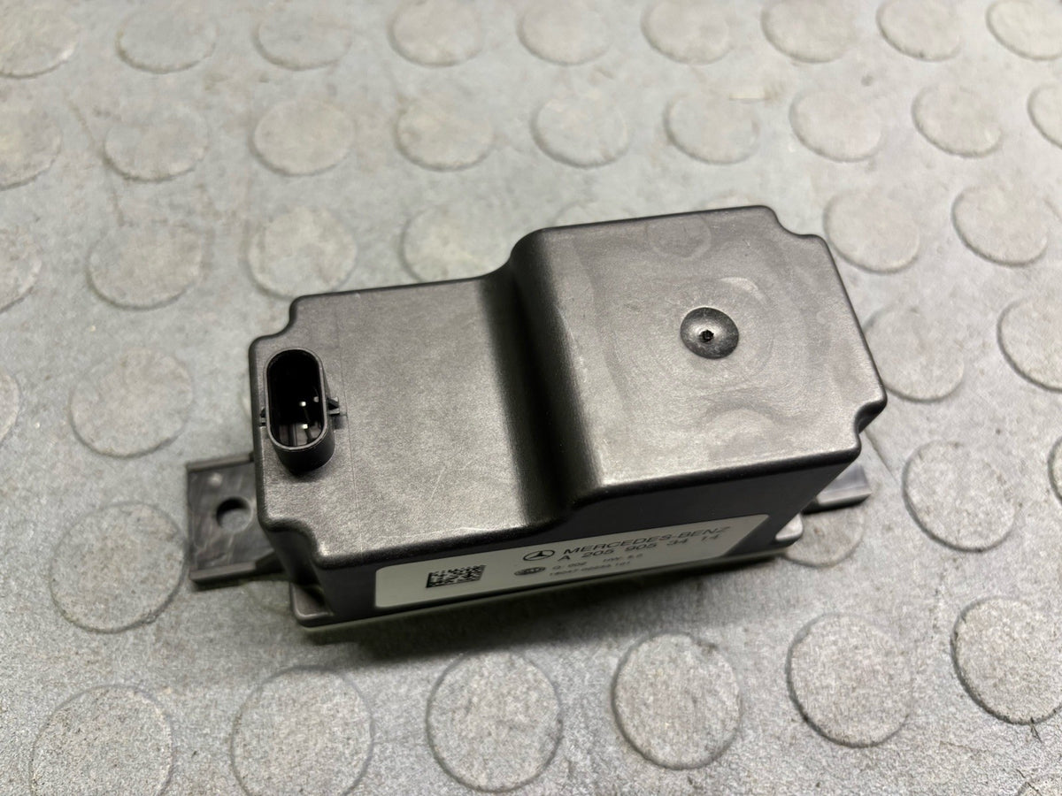 2015 - 2023 MERCEDES C300 W205 W213 VOLTAGE CONVERTER AUX BATT OEM A2059053414
