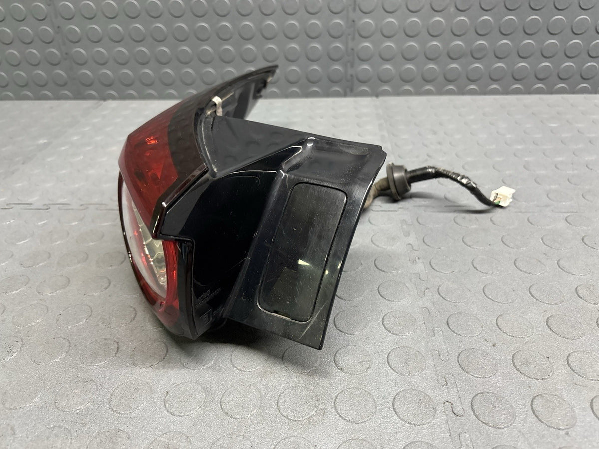 2016 - 2023 MAZDA CX-9 LEFT DRIVER SIDE OUTER TAILLIGHT TAIL LIGHT LAMP OEM CX9