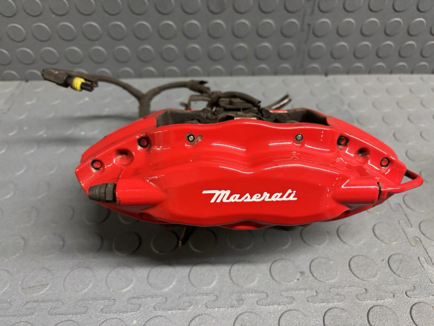 2014-2023 Maserati Quattroporte Ghibli SQ4 6 Pot Brembo Brake Caliper Set Red