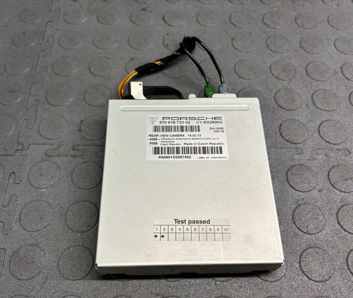2010-2016 Porsche Panamera Rear View Backup Camera Control Module OEM