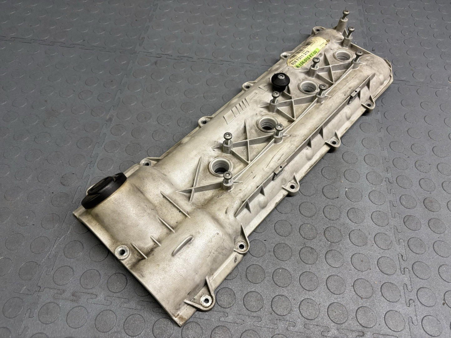 MERCEDES E63 AMG W211 M156 OEM LEFT RIGHT ENGINE VALVE COVER SET NICE!