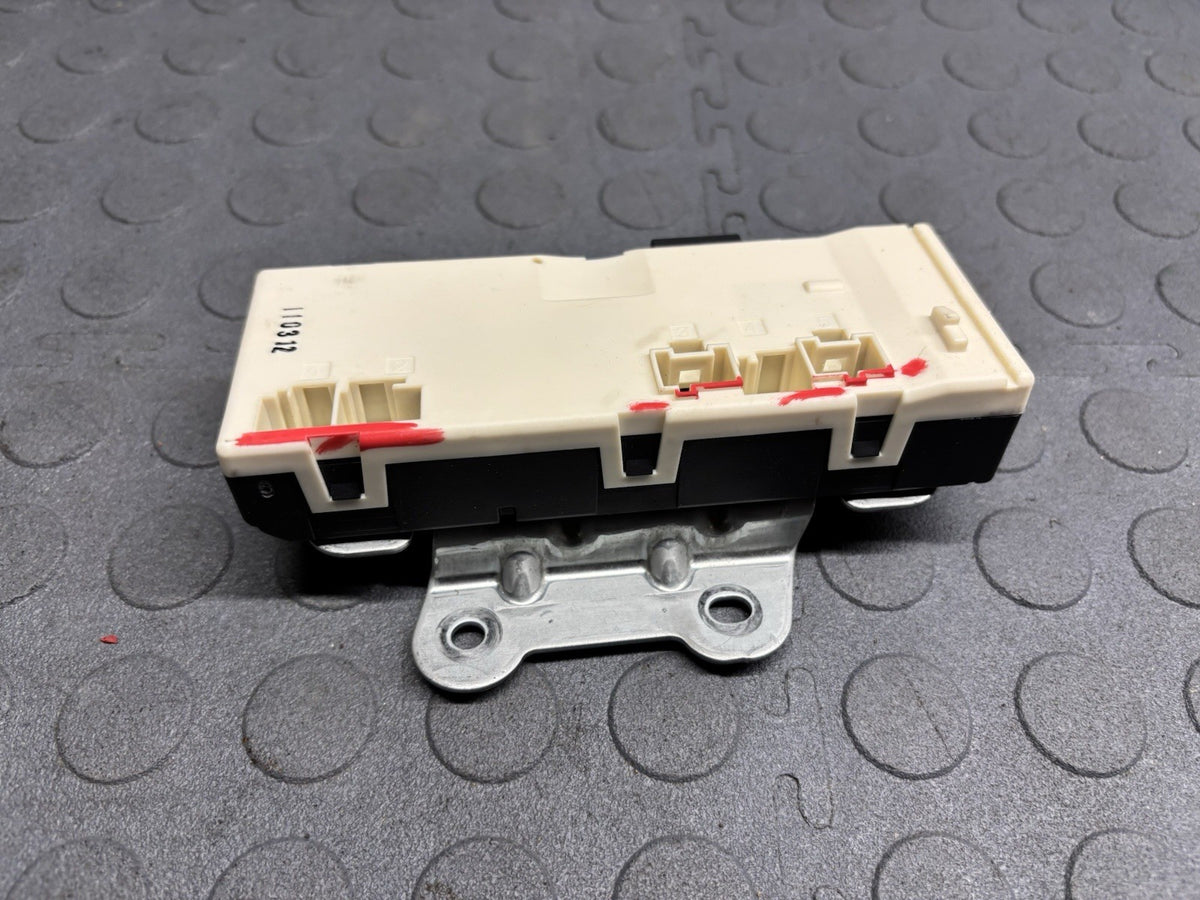 MERCEDES ML350 GL450 GL550 X164 TAILGATE CONTROL MODULE A1648702726