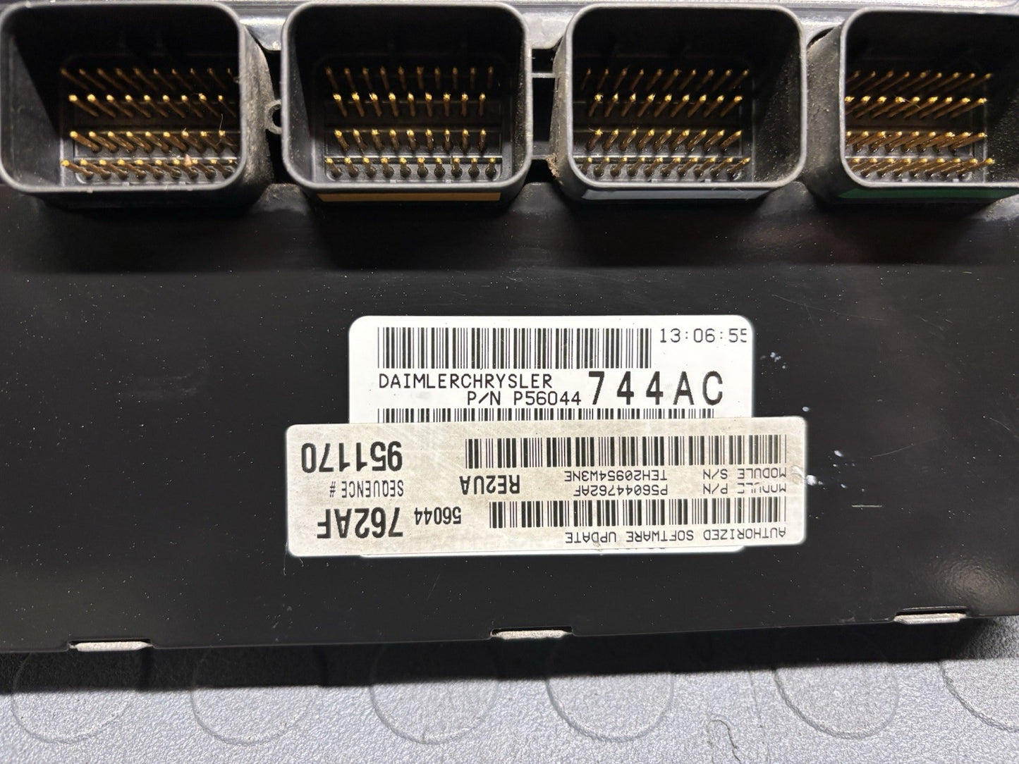 2006 Jeep Grand Cherokee 5.7 ECU 56044762AF ECM PCM Engine Control Module