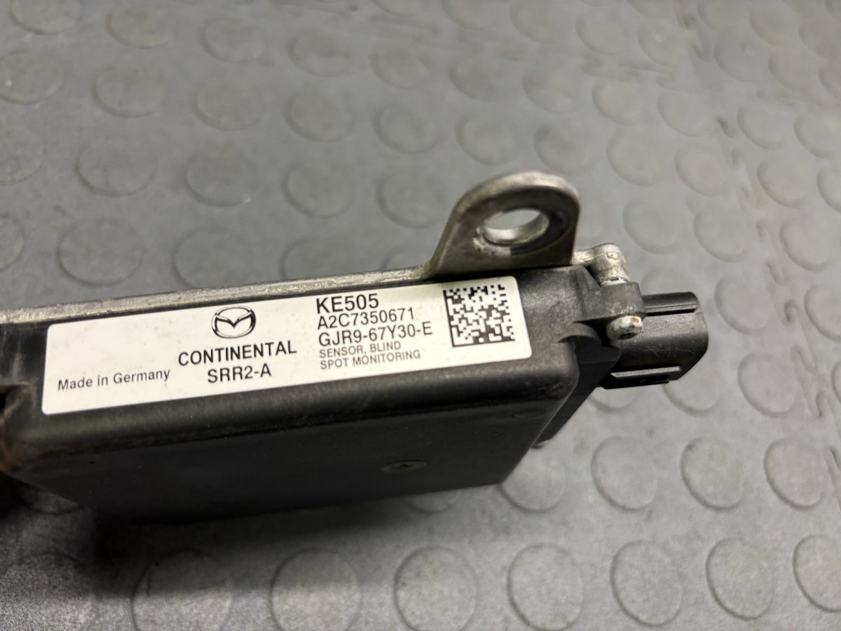2014 2015 2016 Mazda 6 Blind Spot Monitor Sensor Right OR Left OEM GJR967Y30G