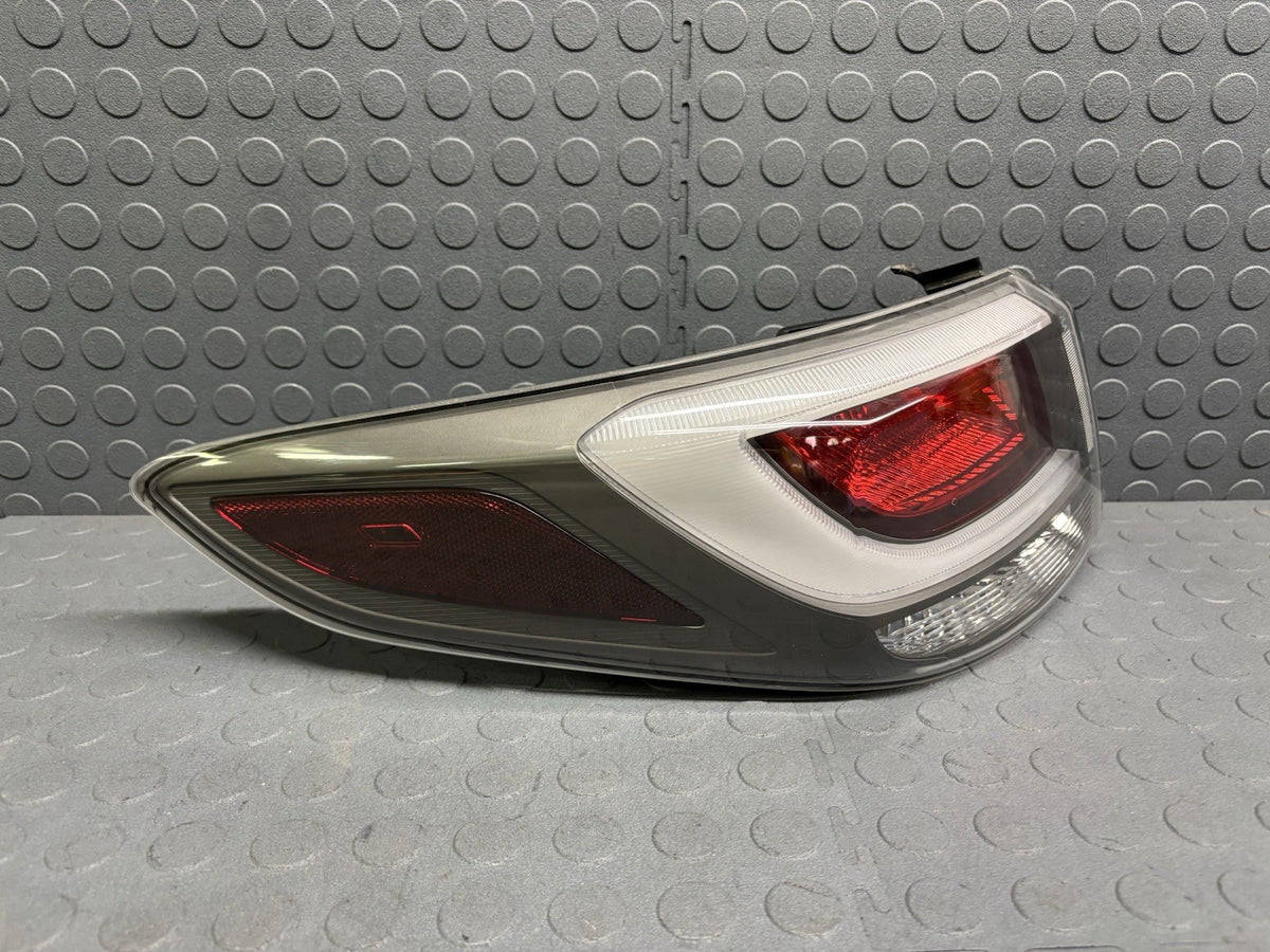 2016 2017 Hyundai Sonata Hybrid Driver Left Taillight Tail Light Lamp