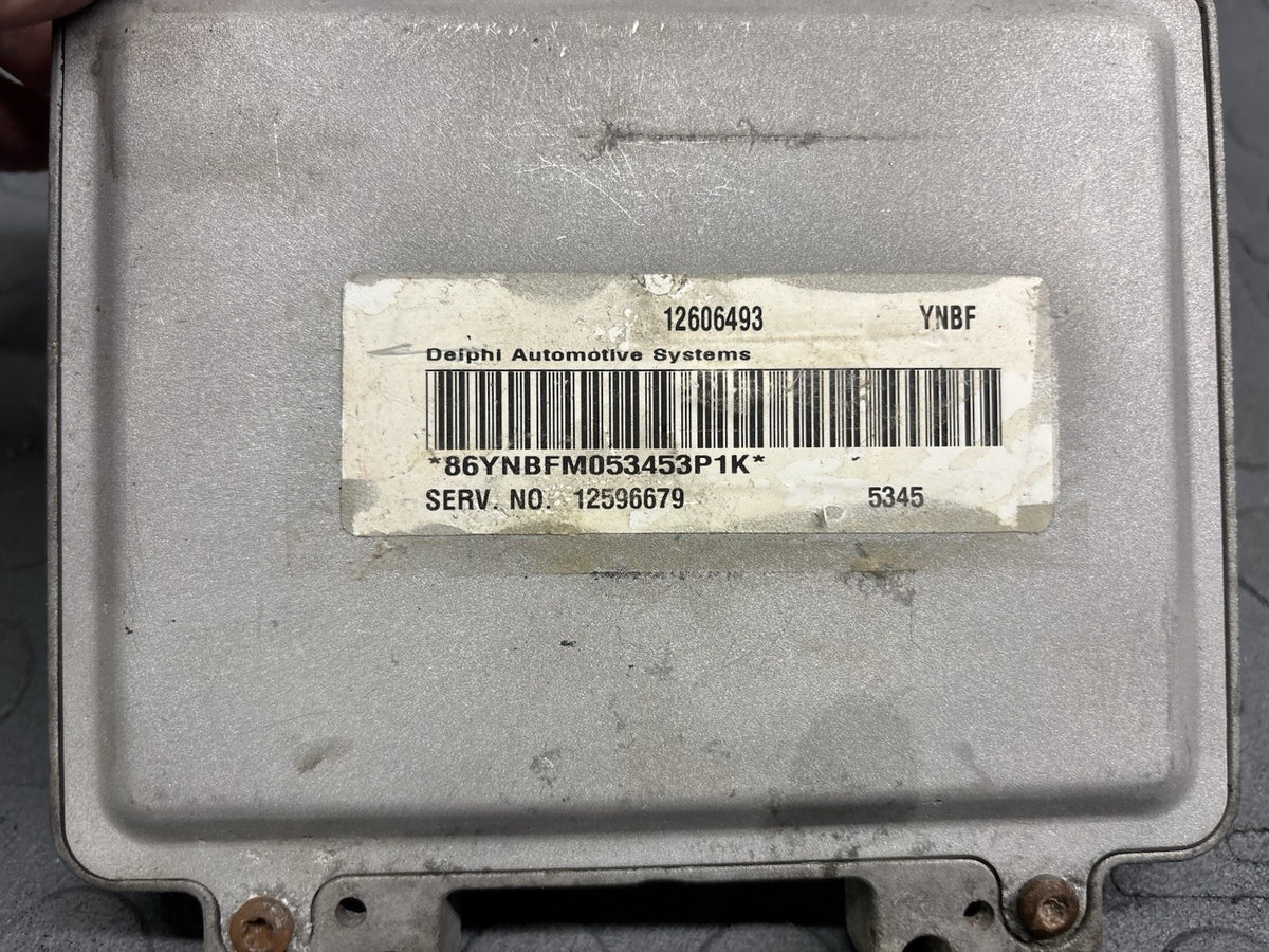 05 - 06 GM ENGINE CONTROL MODULE COMPUTER E40 ECM PCM ECU 12606493 / 12596679